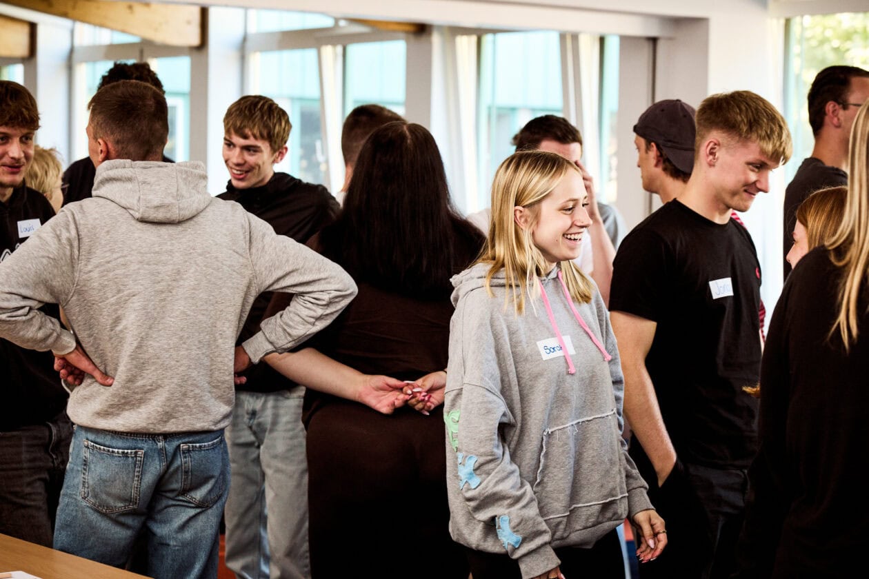 Sport-Thieme apprentices interacting during an icebreaker and team-building activity on the apprentice trip.